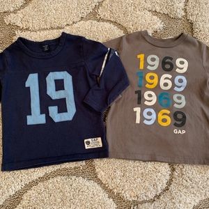 Gap toddler long sleeve graphic t-shirt size 2T